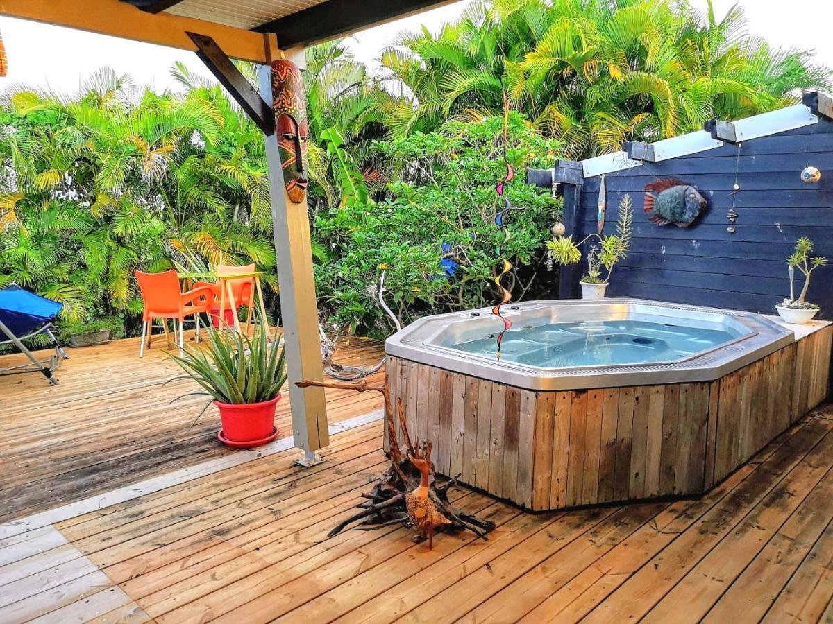Bungalow La Perle - Jacuzzi - Piscine Saint-Francois  Buitenkant foto